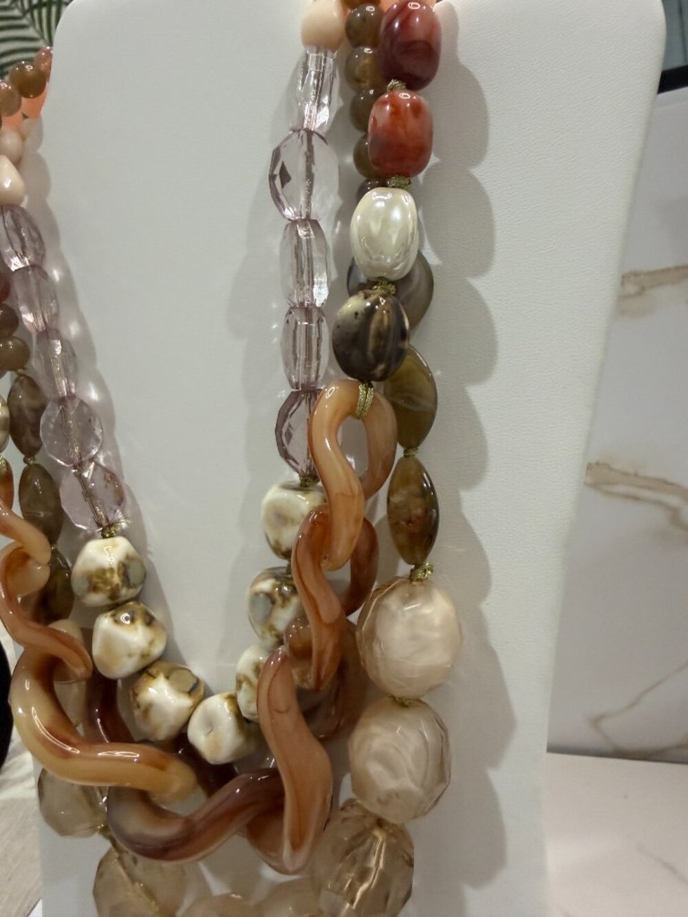 Layered Amber Resin Lucite Shell Bead Link Statement Necklace Unbranded - Picture 4 of 6
